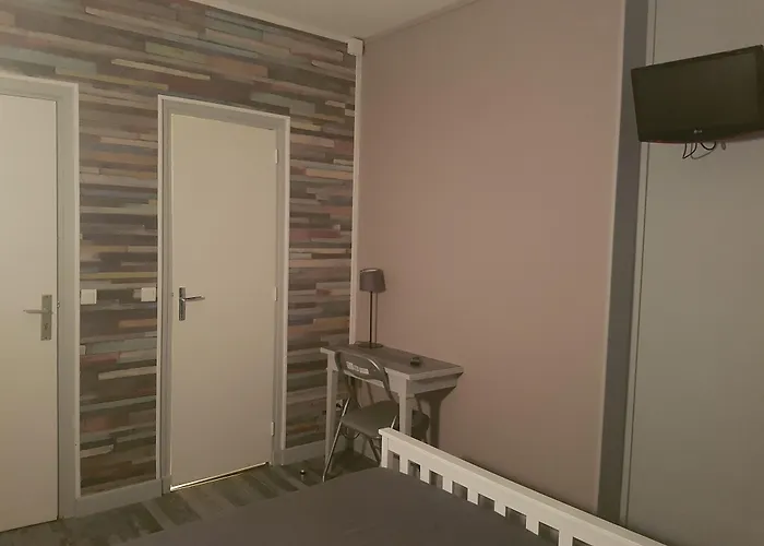 Bloom Szálloda Caen